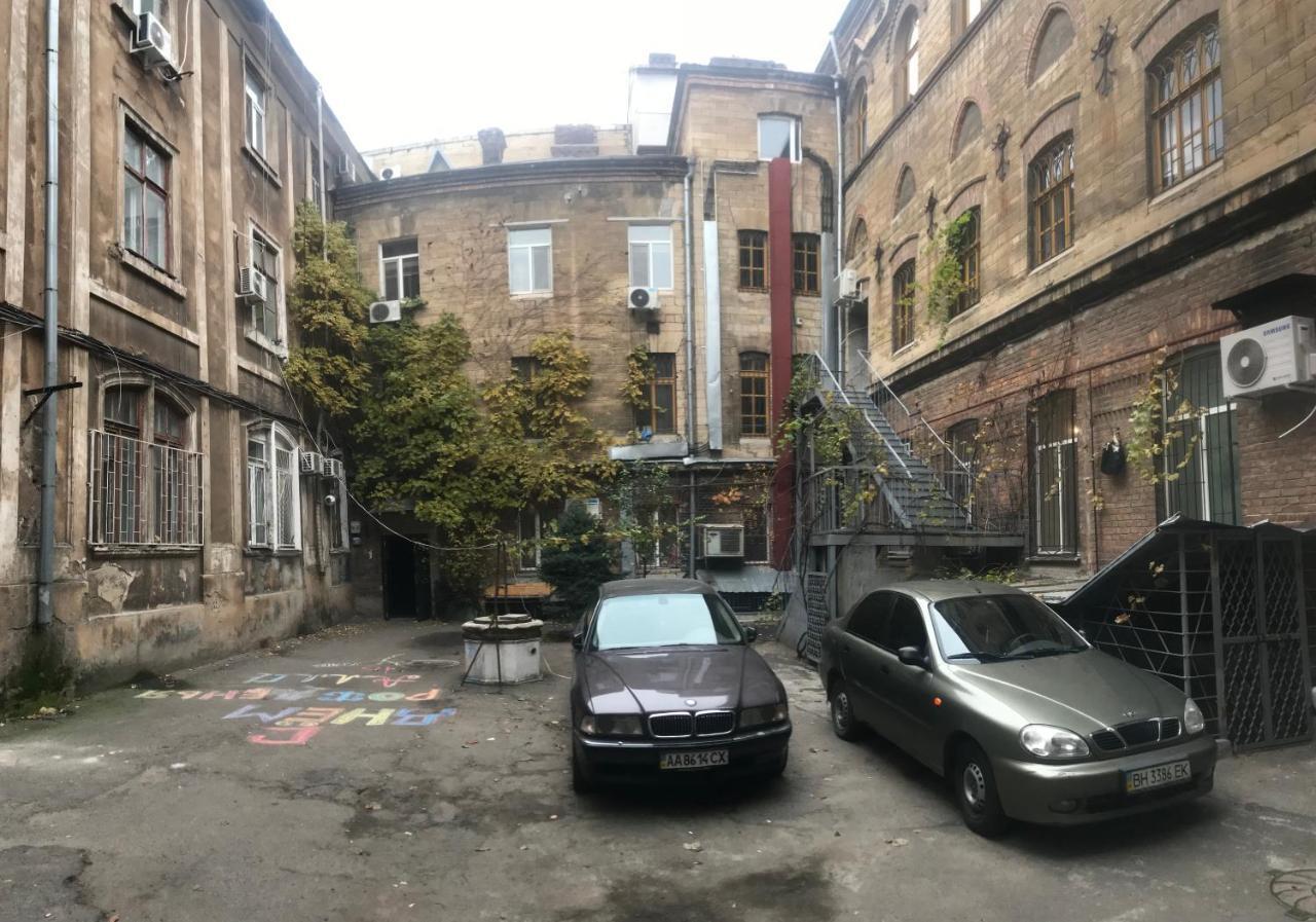 Old City Appartments Odesa Exterior photo